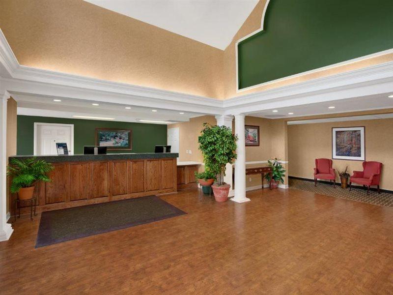 Comfort Inn Мартинсвилл Экстерьер фото