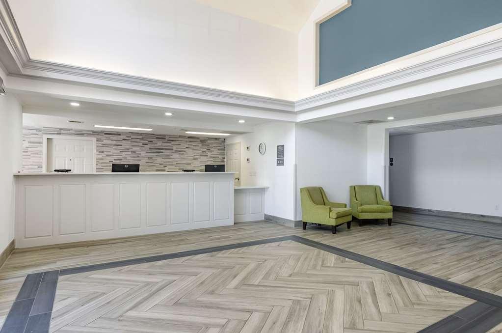 Comfort Inn Мартинсвилл Интерьер фото